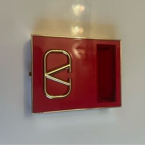 Valentino pressed powder